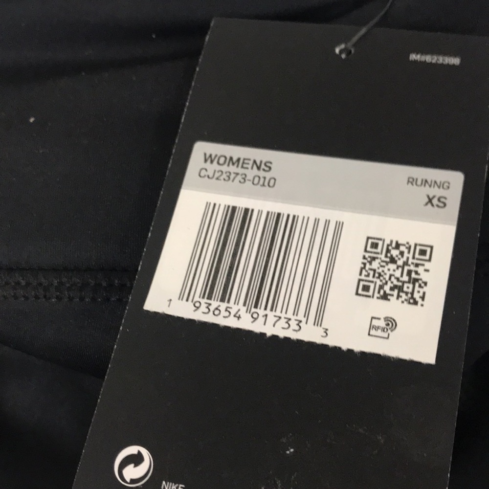 Nike Women’s Fast Running Shorts - Picture 8 of 8